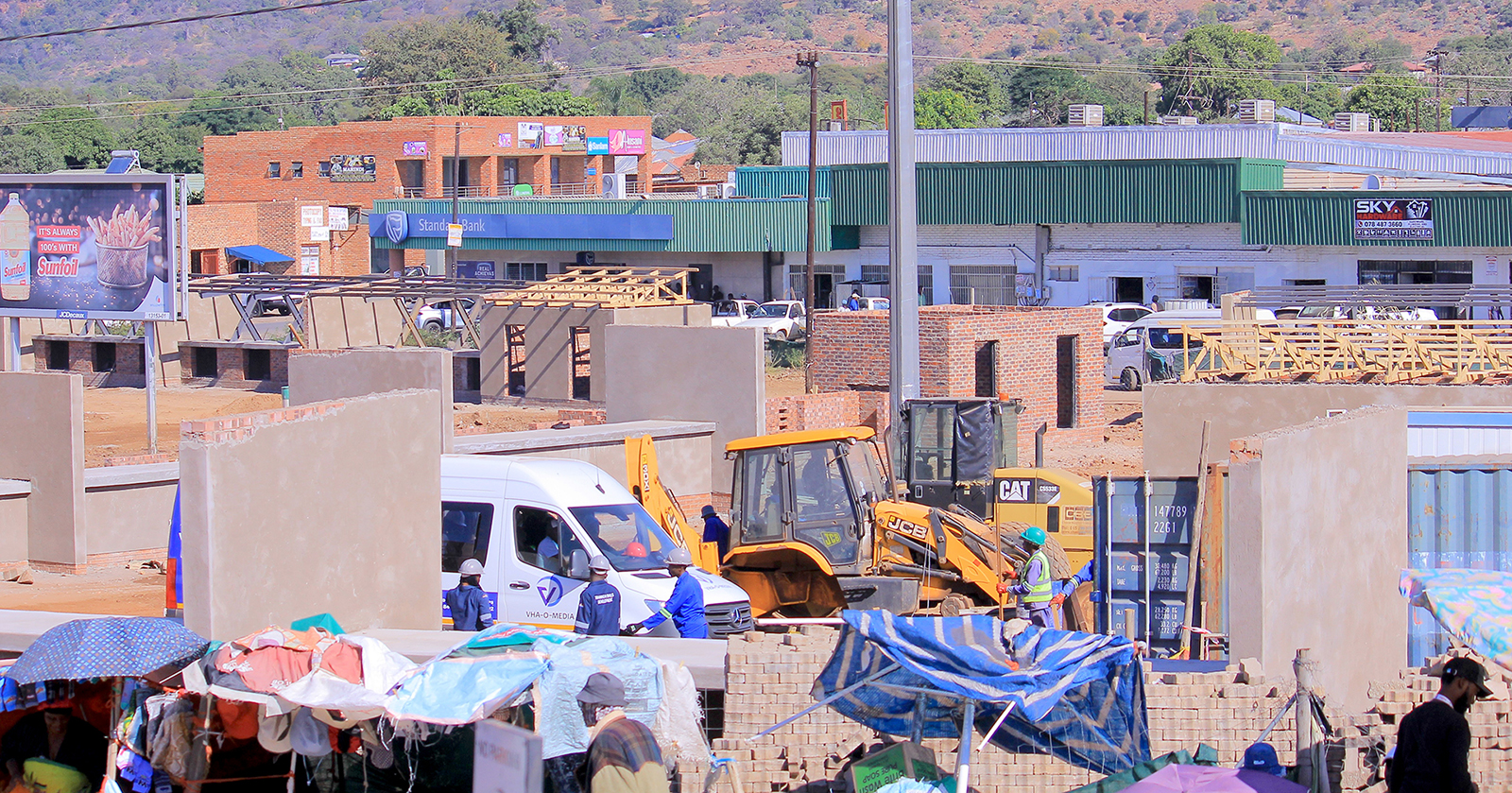 Dzanani traders hopeful despite delays to R32 million taxi rank