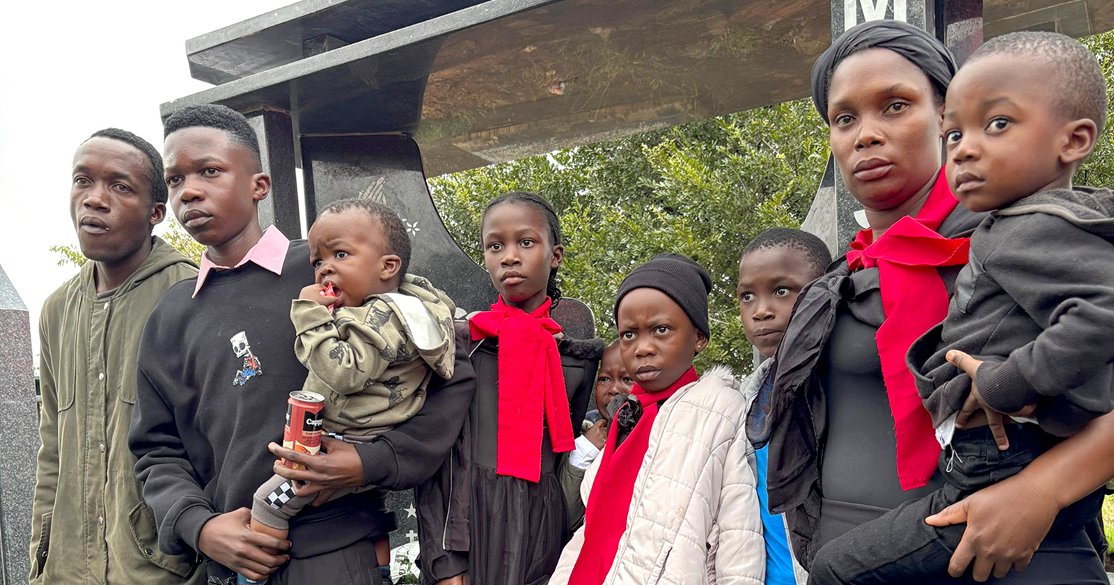 "Hogo" echoes through grief as initiation surgeon Mugwedi is buried