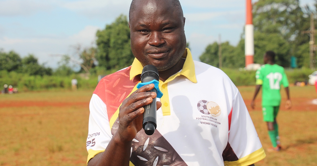 Local soccer commentator is aiming for the airways