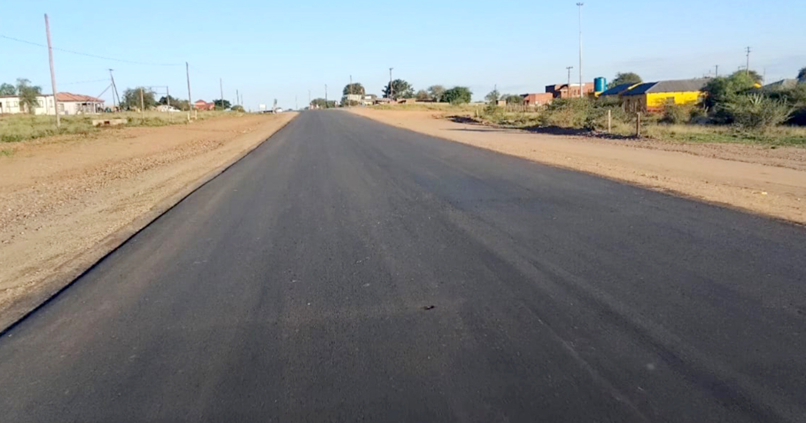 Kutama residents celebrate the reopening of rehabilitated D3715