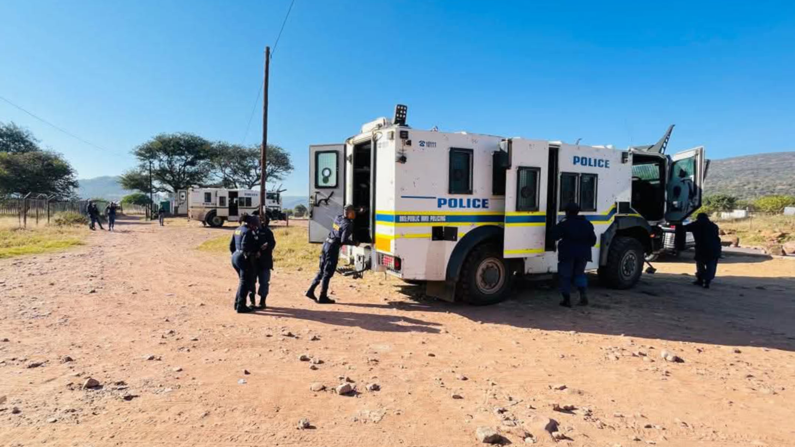 Five arrested after Dzanani court protest spills onto R523