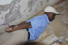 Hawker robbed by conman