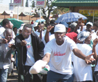 Disgruntled union members picket at Spar