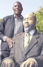 Statue of famous chief unveiled