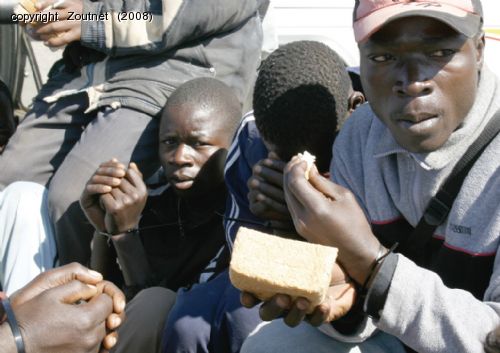 Preparing for the worst - UNHCR meet to discuss Zim crisis