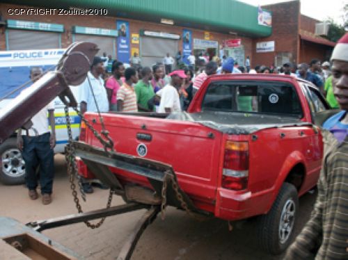 Chaos as hawkers´ vehicles are towed away at Thohoyandou
