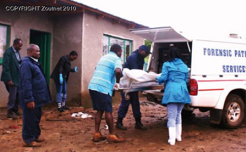 Cop kills wife, holds son (3) hostage