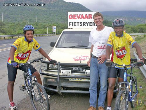 MAD cyclists stop and pray for police