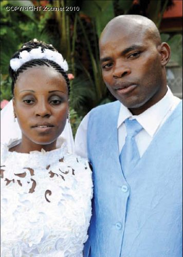 Top journalist and forum´s leader divorce his wife