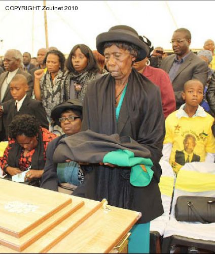 Tendamudzimu Ratshitanga laid to rest