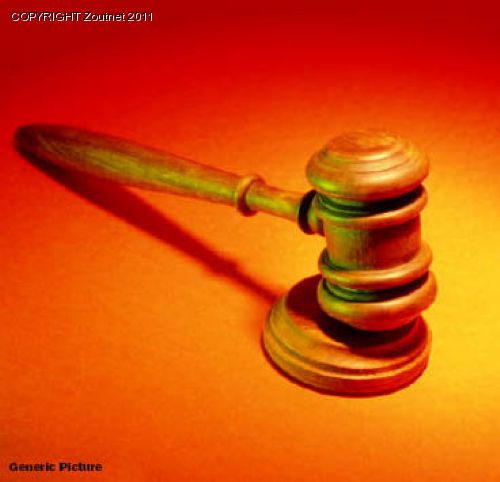 Zim cop jailed for attempted murder