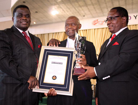 Calvary award a benefiting farewell for a retired educator