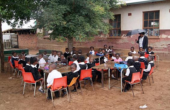 Magovhani learners still taught under trees