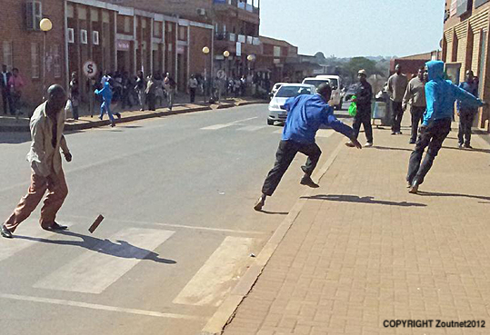 Enraged man wreaks havoc in Thohoyandou!