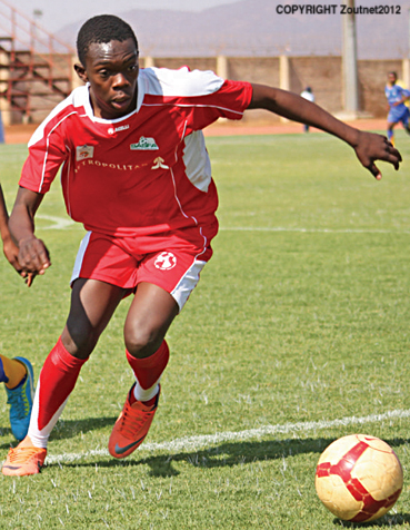 Young star dies during soccer match