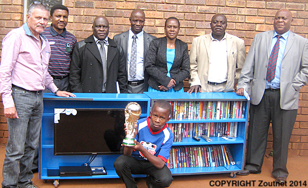 Mphaphuli school wins books and mobile library