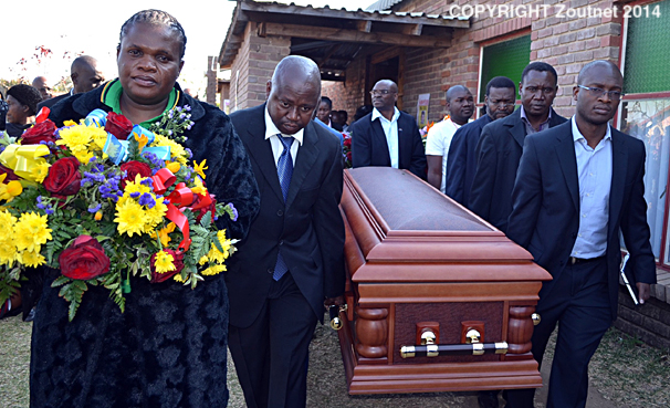 Esteemed photojournalist laid to rest