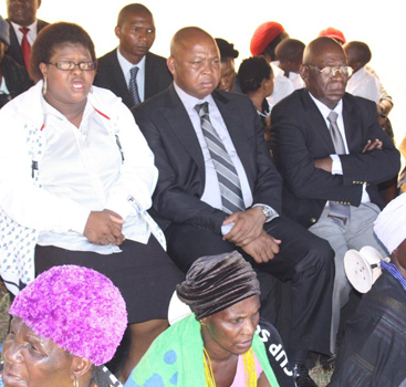 Activist granny Phophi buried
