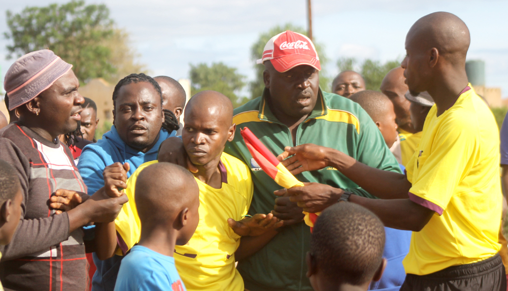 Referee assaulted and game abandoned