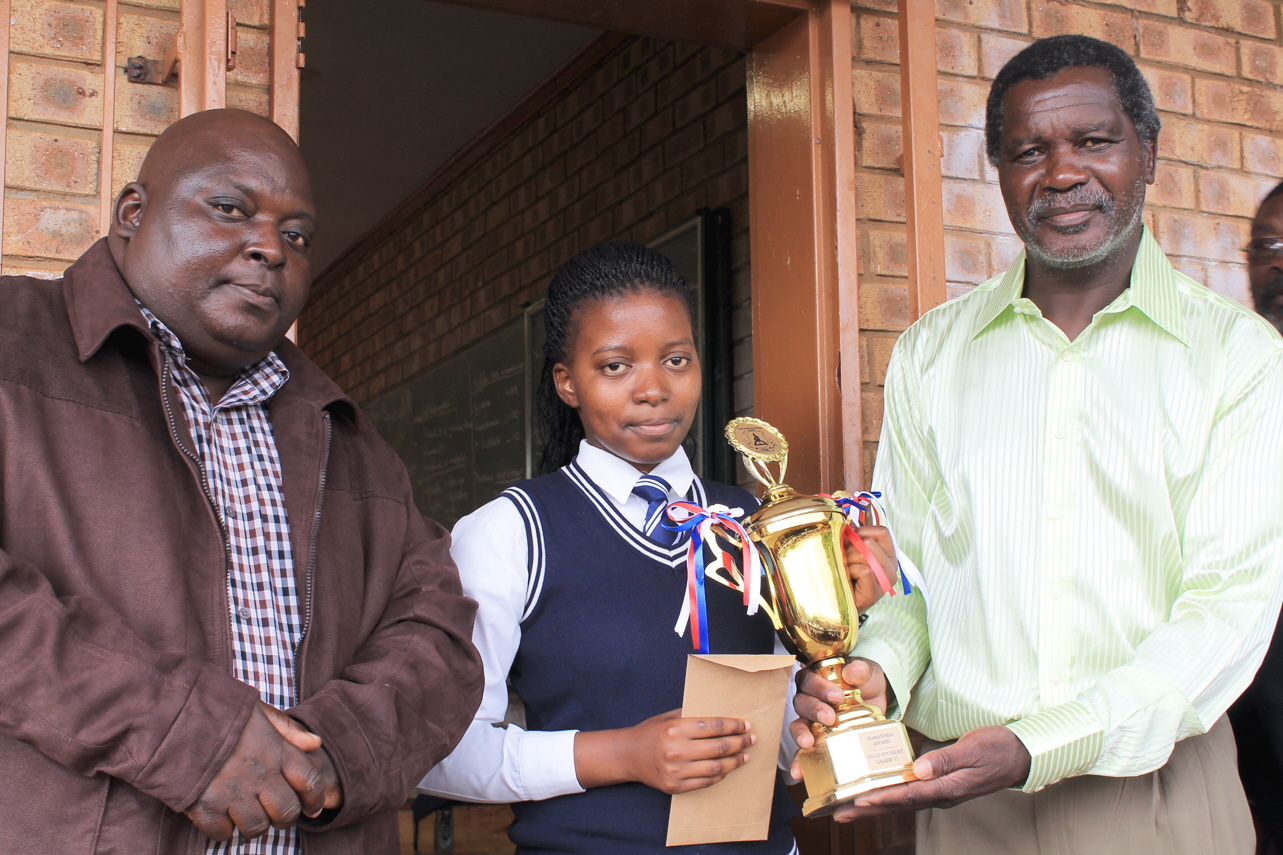 Awards for Tshilongoni’s top achievers