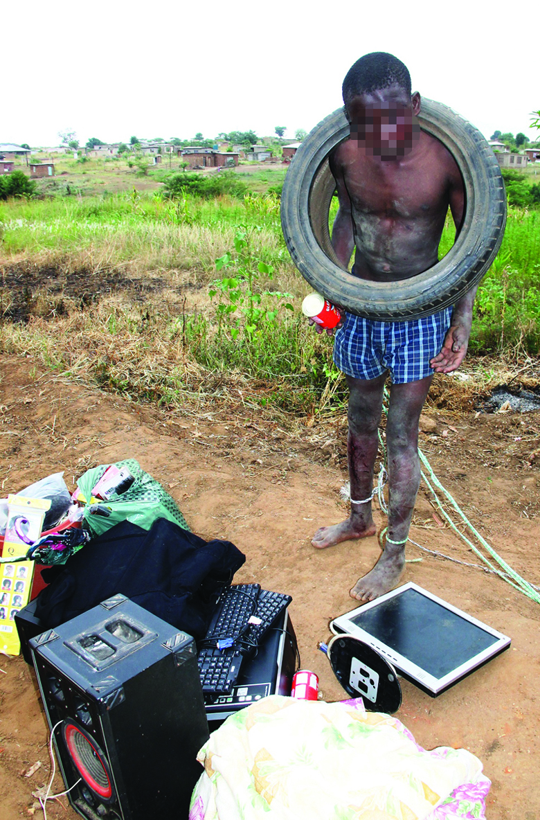 Alleged thief caught red-handed - receives “instant justice”