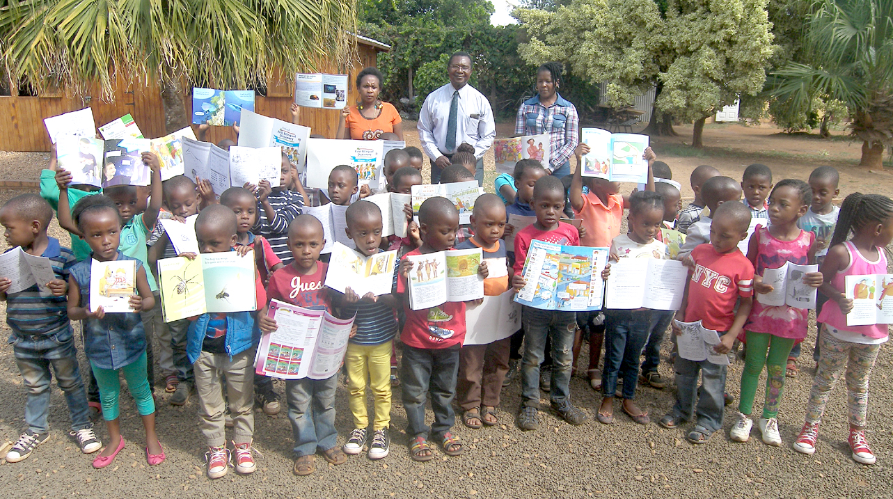 De Montfort School celebrates Book Day
