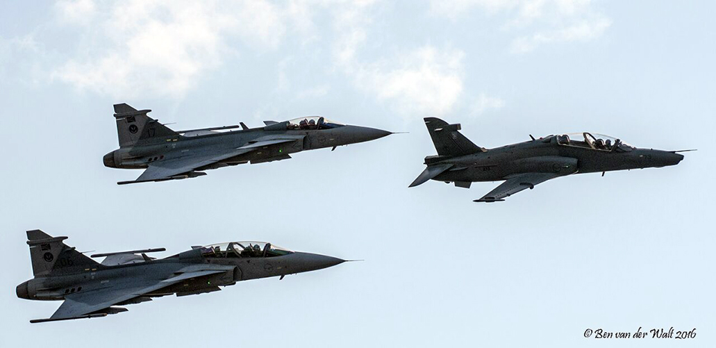 AFB Makhado thrills all during aerospace show