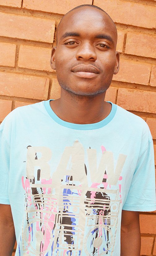 Vhembe produces another pro ref