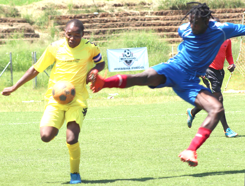 Defenders in semi-finals of Total