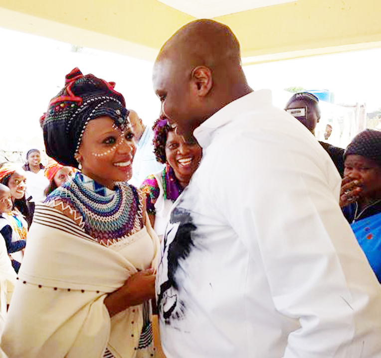 EFF’s Floyd says “I do” during glittering ceremony at Mahonisi