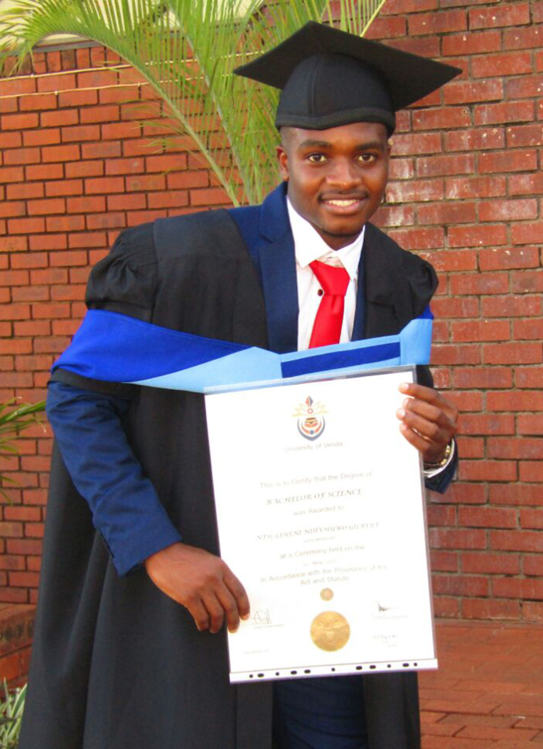 Degree for musician  Acolly Mandiza