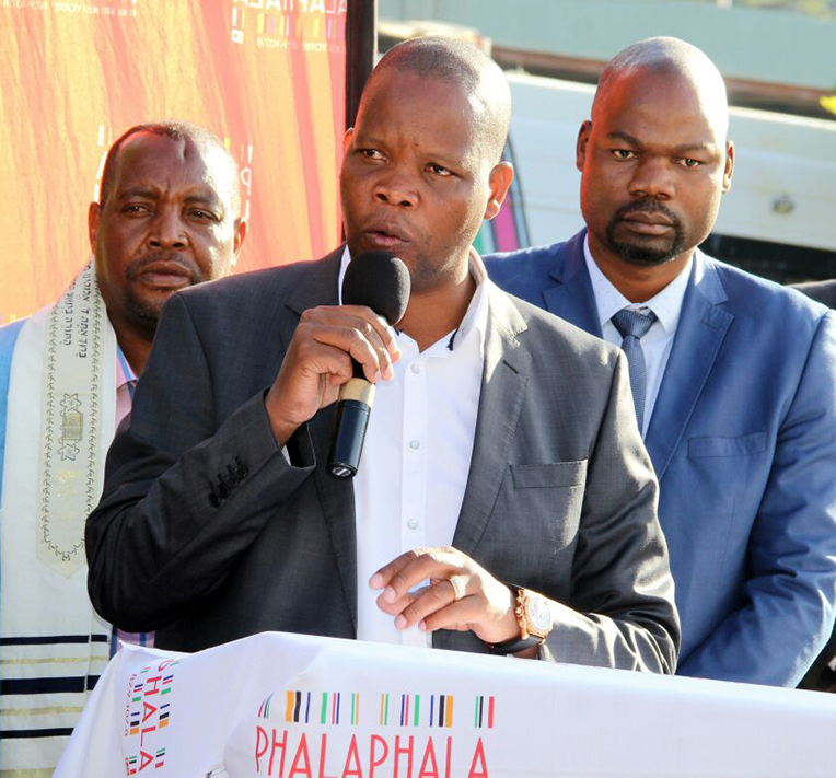 Phalaphala FM leads Vhembe in prayer against killings