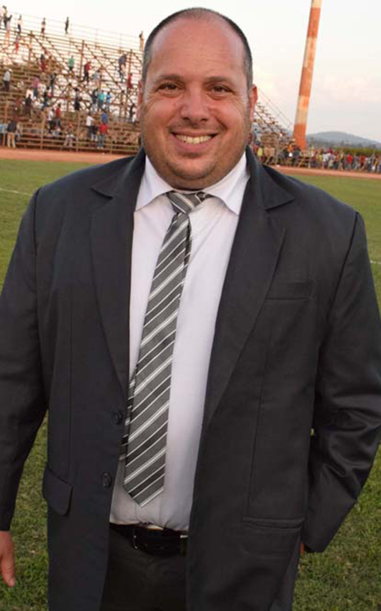 Leopards’ coach stays put