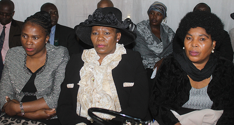 Mass funeral for accident victims