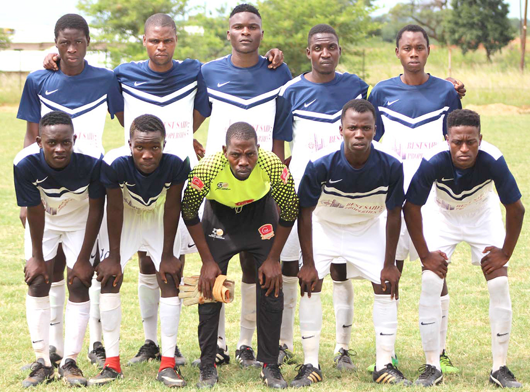 Tshakhuma and Robbers wait for play-offs