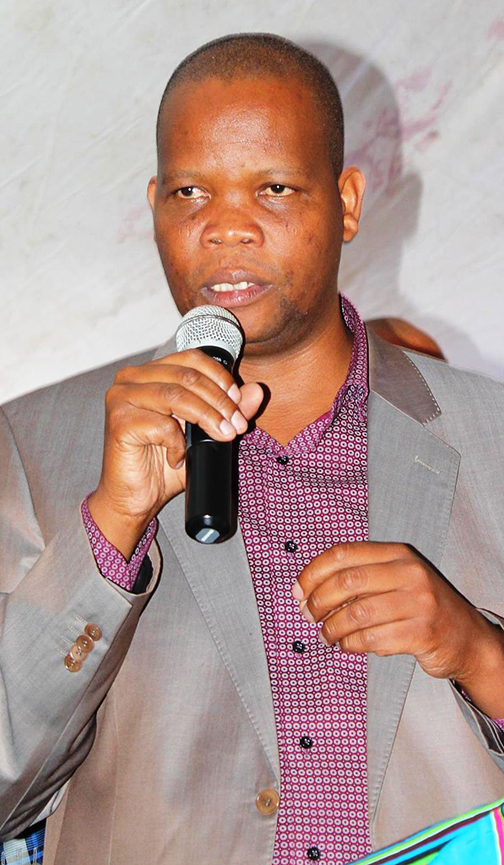 King urges communities to respect traditional leaders