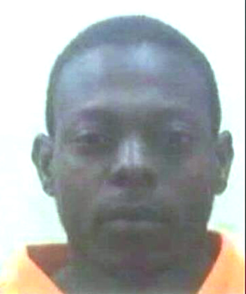 Three more escapees behind bars again