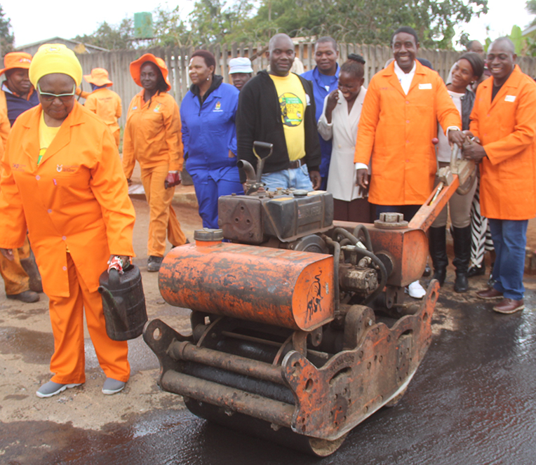 Our people need service, says mayor Tshifhango