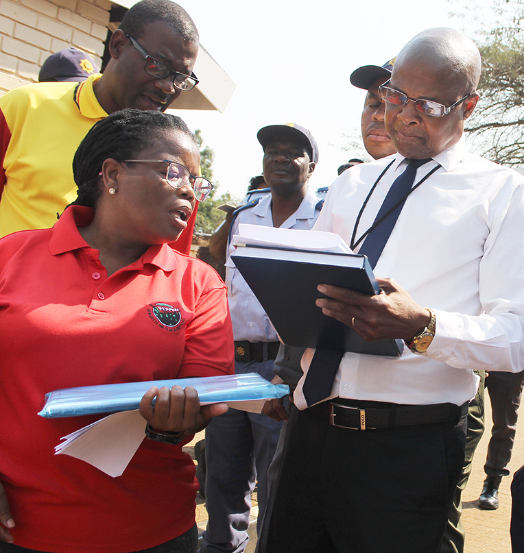 Workers at LTT hospital  want CEO to step down