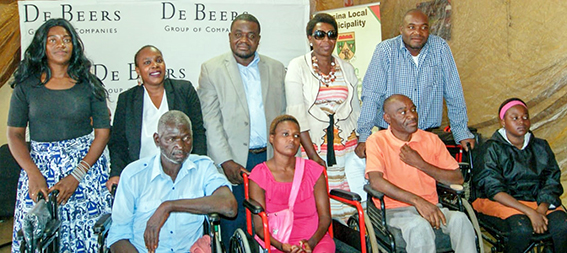 De Beers donates ten wheel chairs