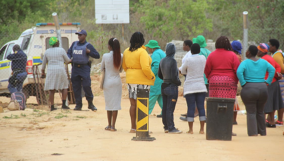 Communities around Madzivhandila College demand jobs