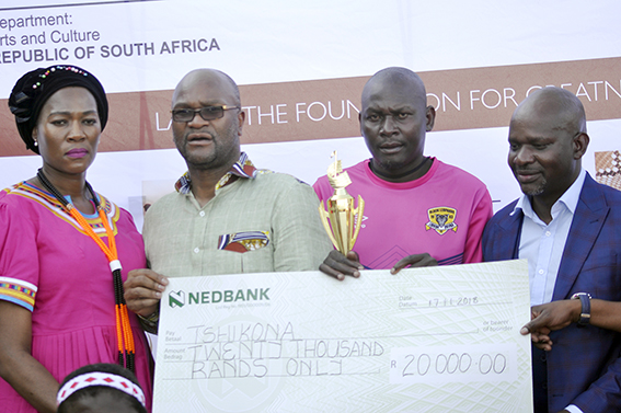 Phalaphala FM - Winners receive their prizes