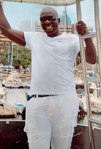 Police looking for suspected killer