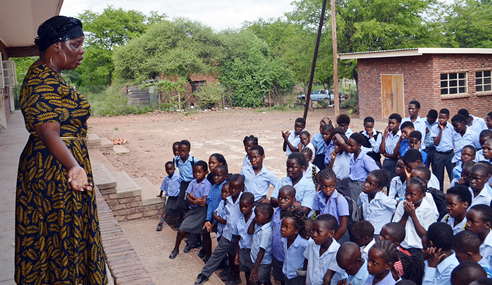 Musina mayor visits farm school