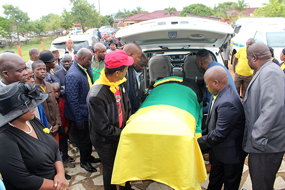 Mourners cheer as police arrest suspects