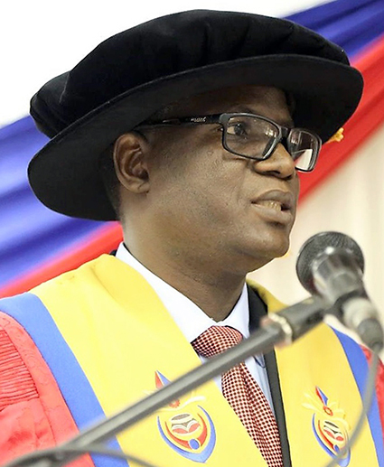 Nthambeleni commends students for choosing Univen