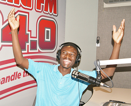 Sedzi Bi is a top entertainer