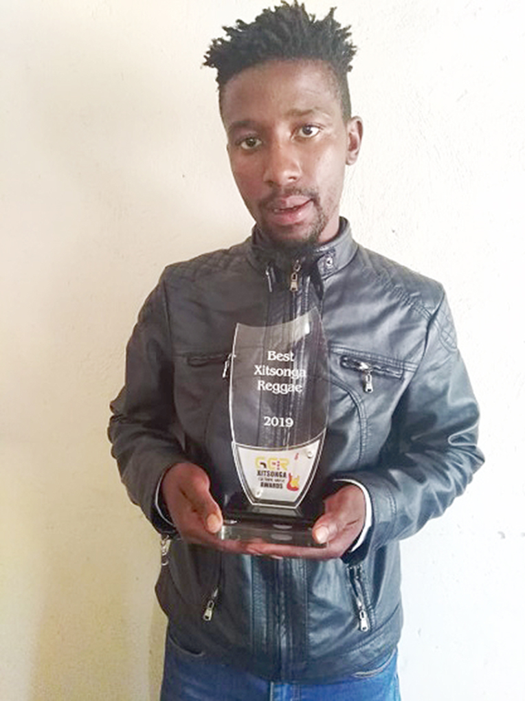 Jake de Vocalist receives Best Xitsonga reggae award