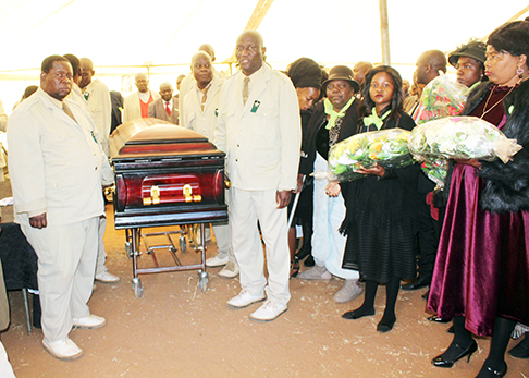 Solly Mavhundu laid to rest