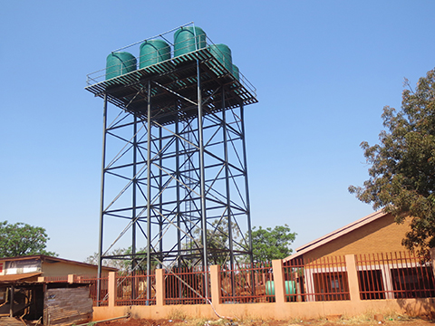 Makwarela has two boreholes but no water in the taps